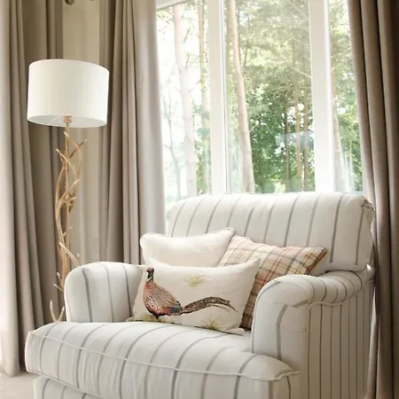 Hollicarrs - Woodland Lodge York Room photo
